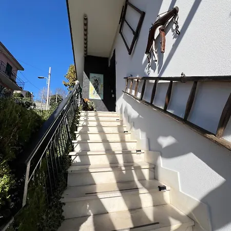 בית נופש Bruno & Pia ראפאלו